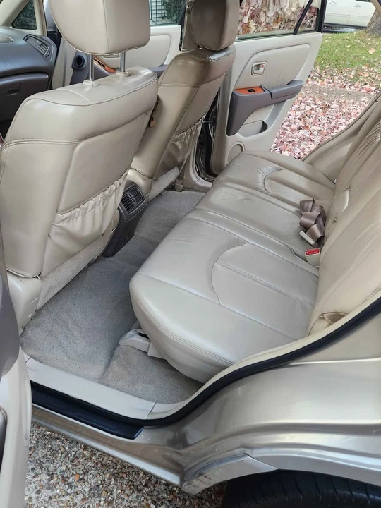 2001 Lexus RX 1st Gen - Image 12 of 15