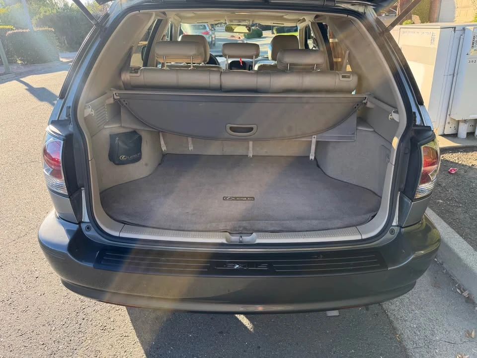 2001 Lexus RX 1st Gen - Image 4 of 4