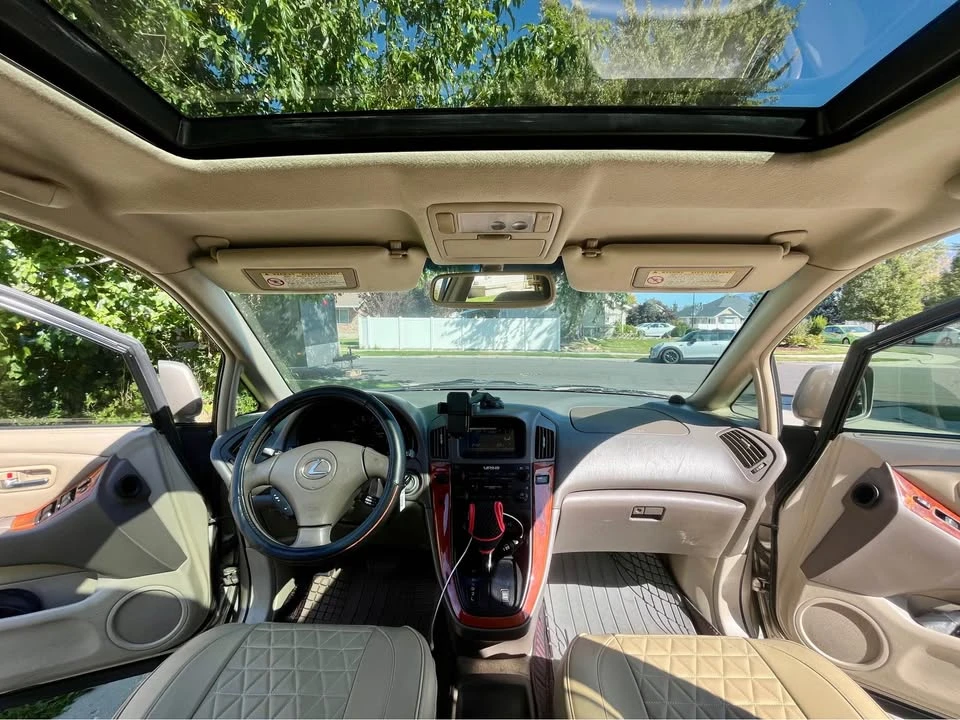 2001 Lexus RX 1st Gen - Image 6 of 11