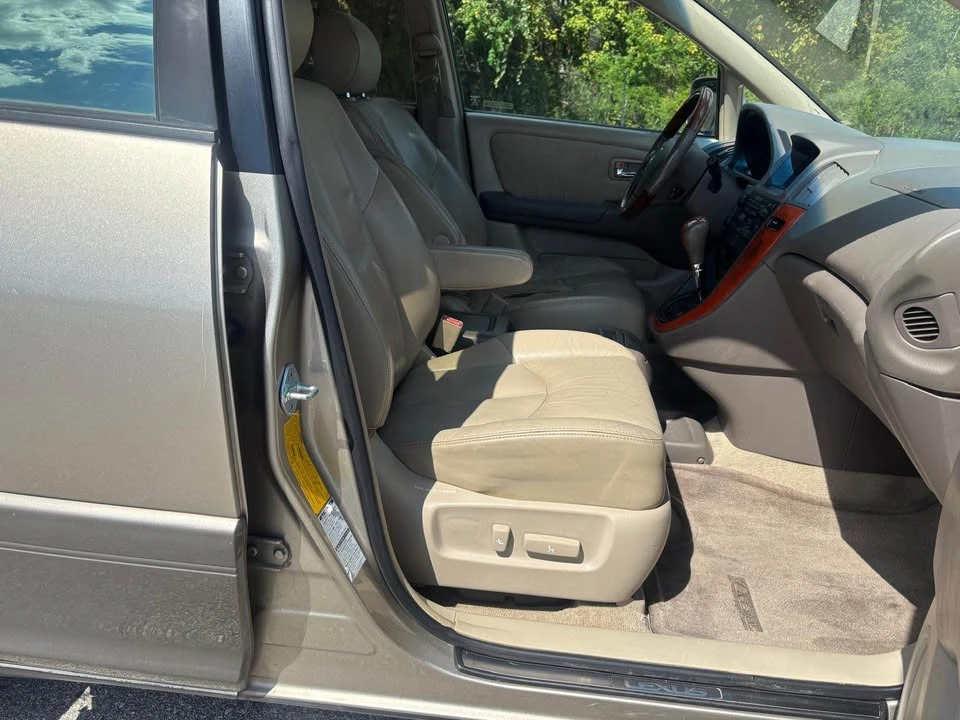 2001 Lexus RX 1st Gen - Image 10 of 11