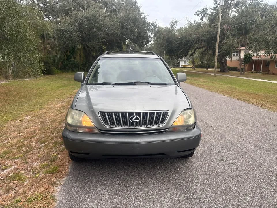 2001 Lexus RX 1st Gen - Image 4 of 6