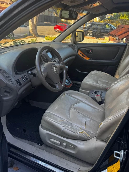 2001 Lexus RX 1st Gen - Image 2 of 7