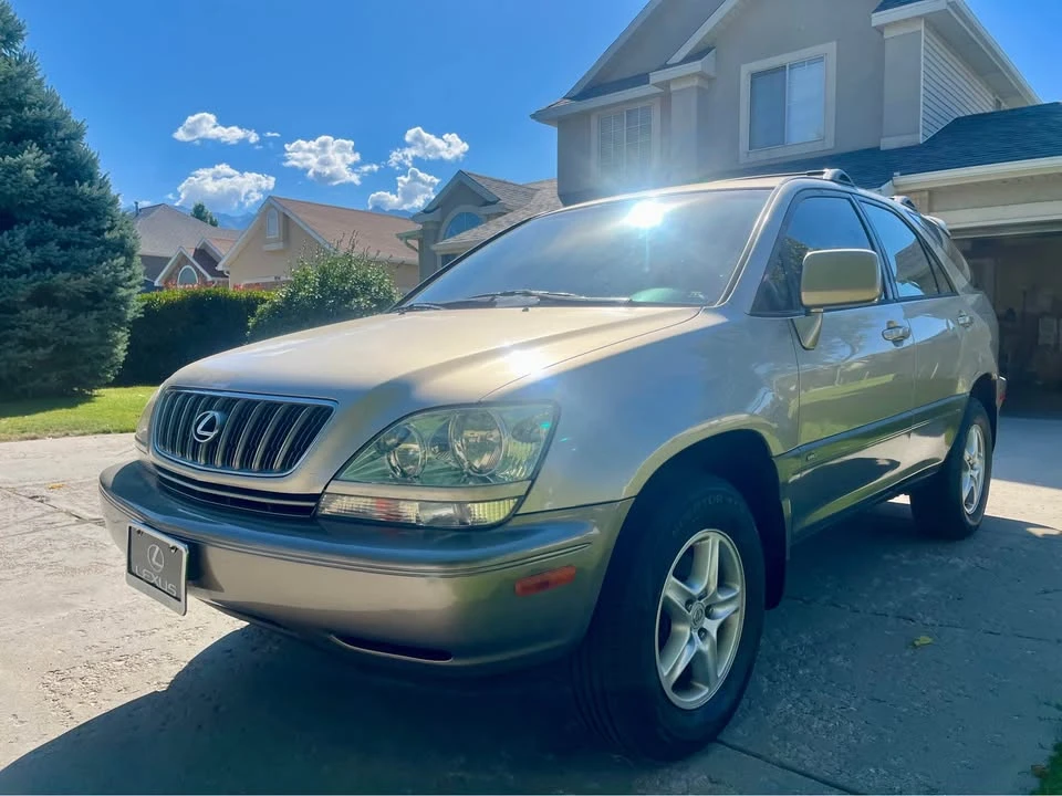 2001 Lexus RX 1st Gen - Image 4 of 11