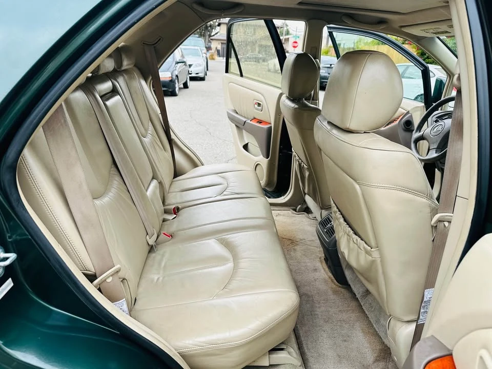 2001 Lexus RX 1st Gen - Image 14 of 16