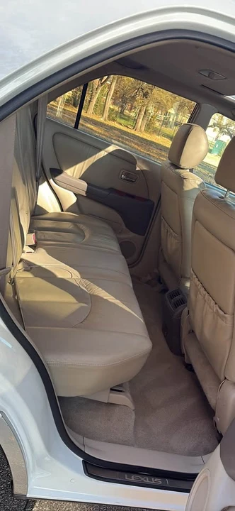 2001 Lexus RX 1st Gen - Image 10 of 19