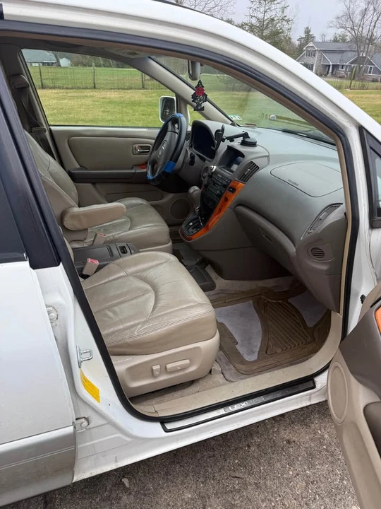 2001 Lexus RX 1st Gen - Image 5 of 6