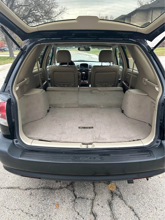 2001 Lexus RX 1st Gen - Image 9 of 9