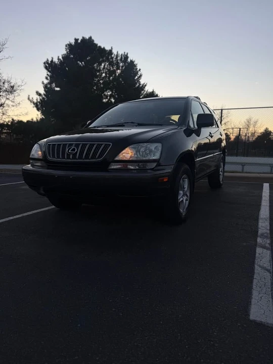 2001 Lexus RX 1st Gen - Image 6 of 15