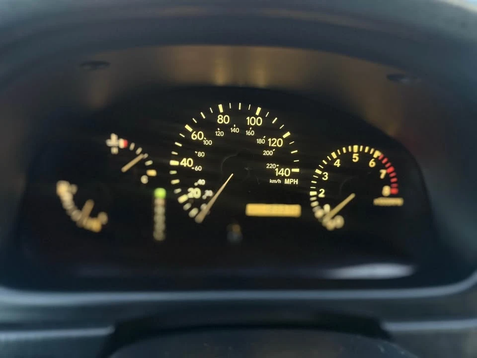 2001 Lexus RX 1st Gen - Image 13 of 15