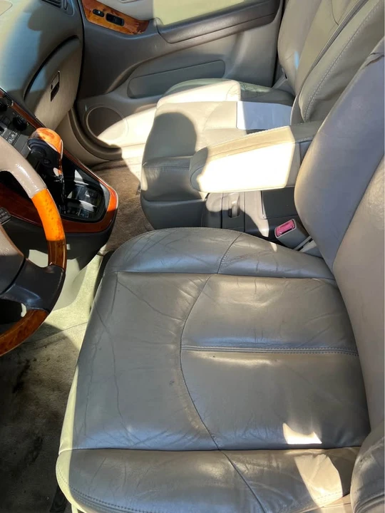 2001 Lexus RX 1st Gen - Image 4 of 6