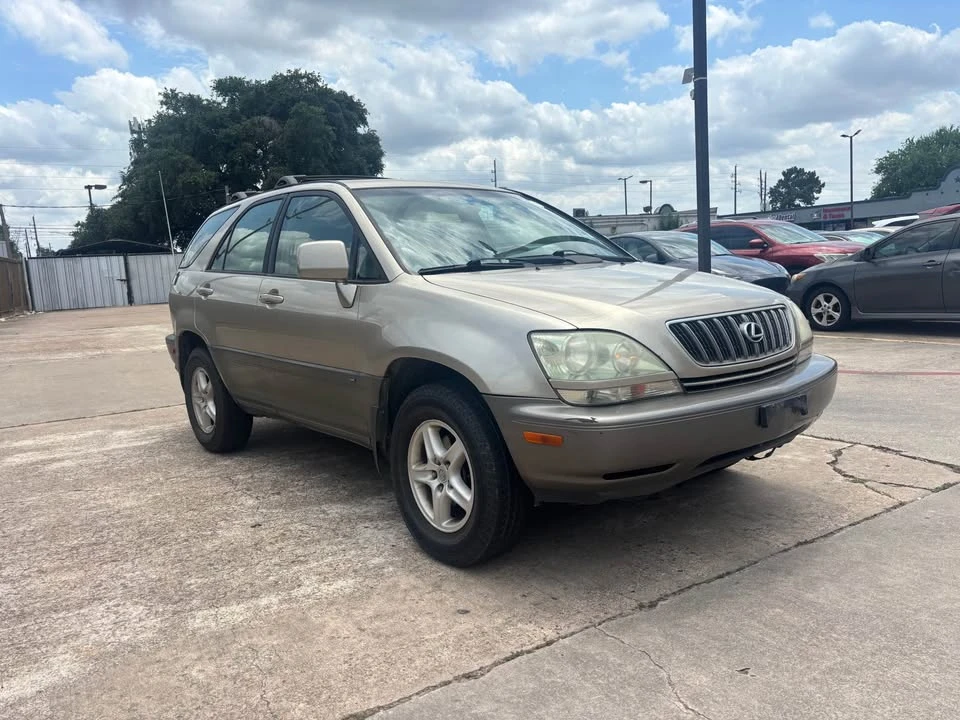 2001 Lexus RX 1st Gen - Image 3 of 12