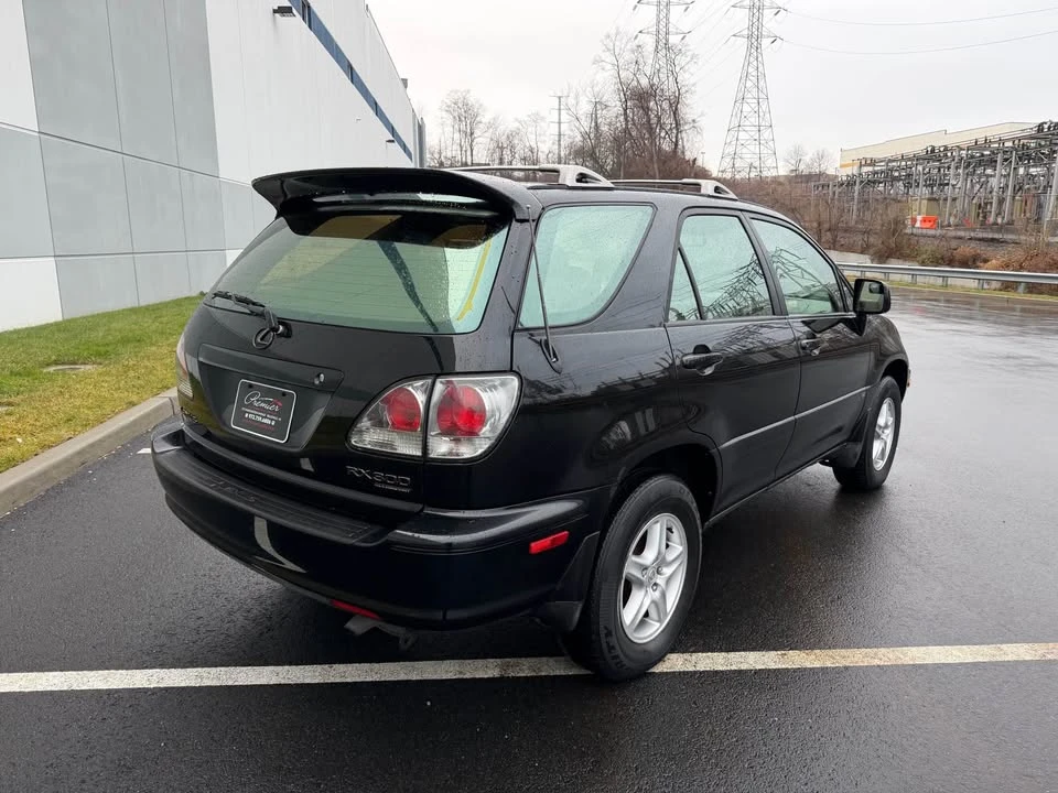 2001 Lexus RX 1st Gen - Image 3 of 17