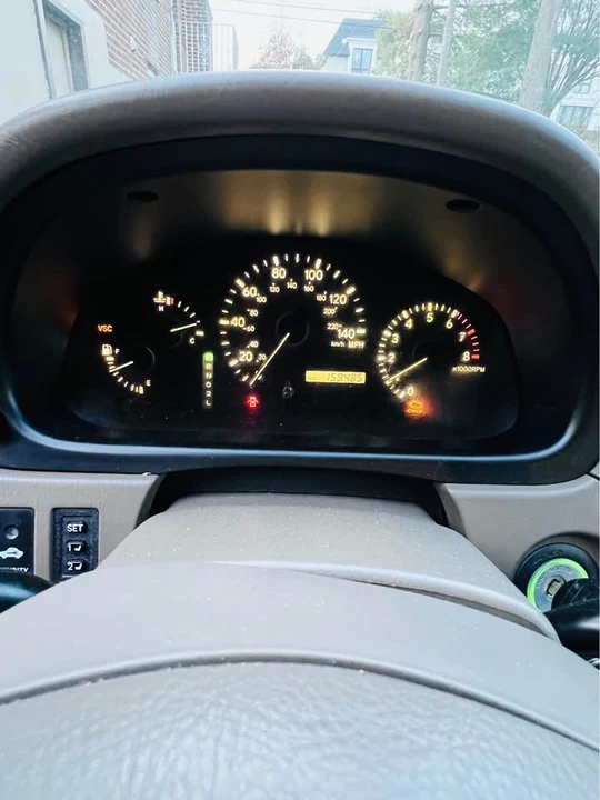 2001 Lexus RX 1st Gen - Image 7 of 13