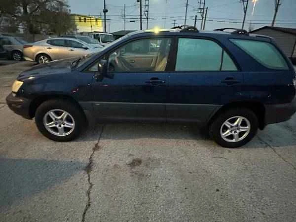 2001 Lexus RX 1st Gen - Image 3 of 12
