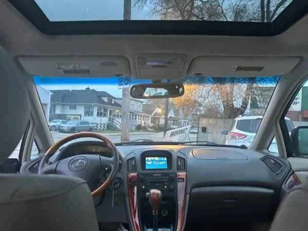2001 Lexus RX 1st Gen - Image 10 of 12