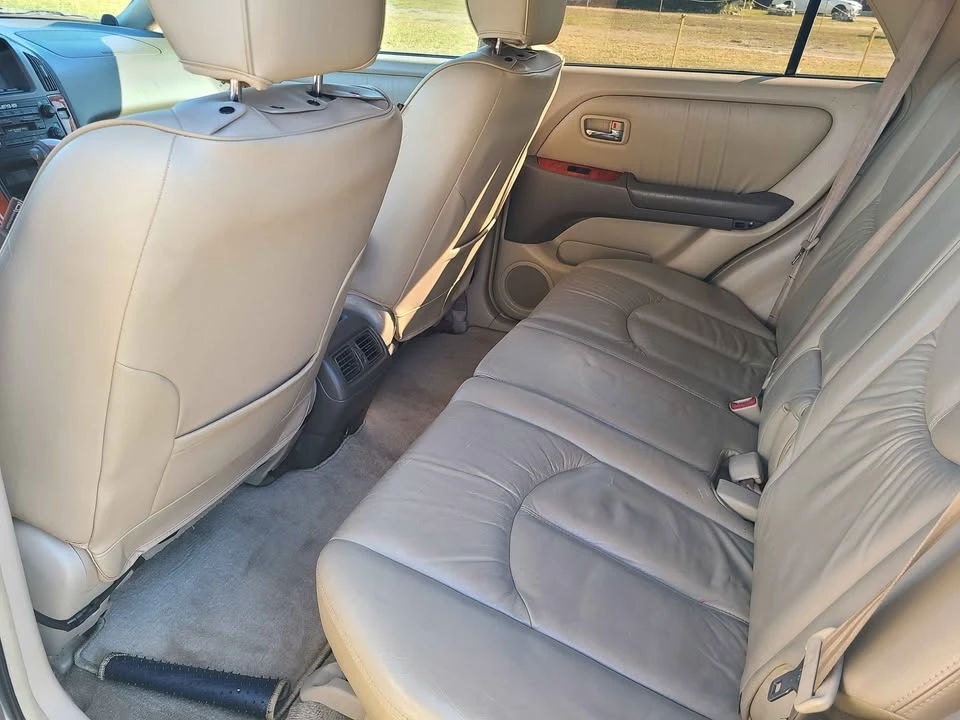 2001 Lexus RX 1st Gen - Image 8 of 10
