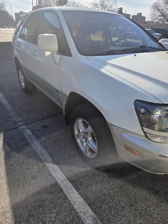 2001 Lexus RX 1st Gen - Image 3 of 6