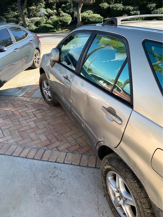 2001 Lexus RX 1st Gen - Image 11 of 20