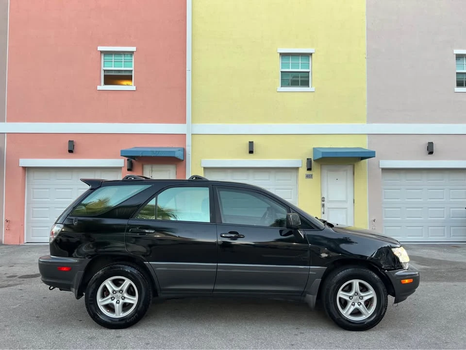 2001 Lexus RX 1st Gen - Image 4 of 19
