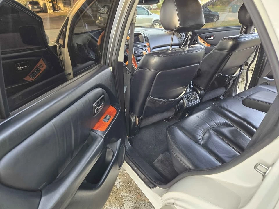 2001 Lexus RX 1st Gen - Image 9 of 9