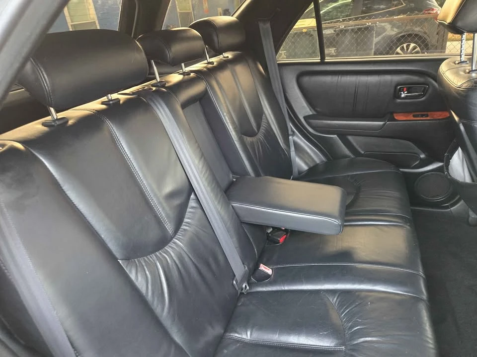 2001 Lexus RX 1st Gen - Image 5 of 9