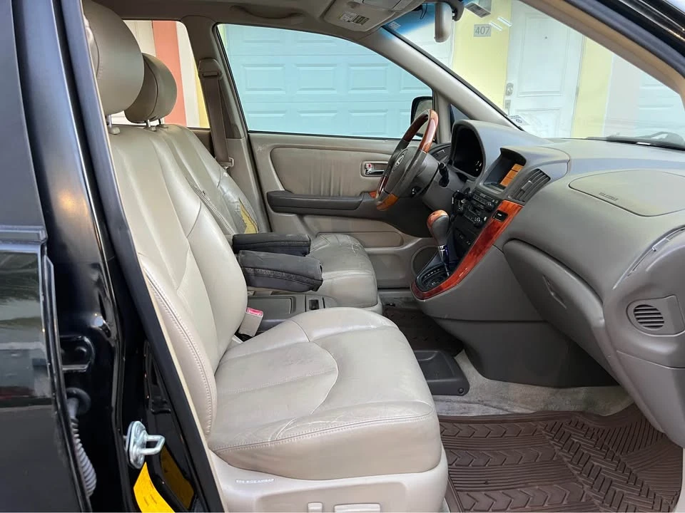 2001 Lexus RX 1st Gen - Image 13 of 17