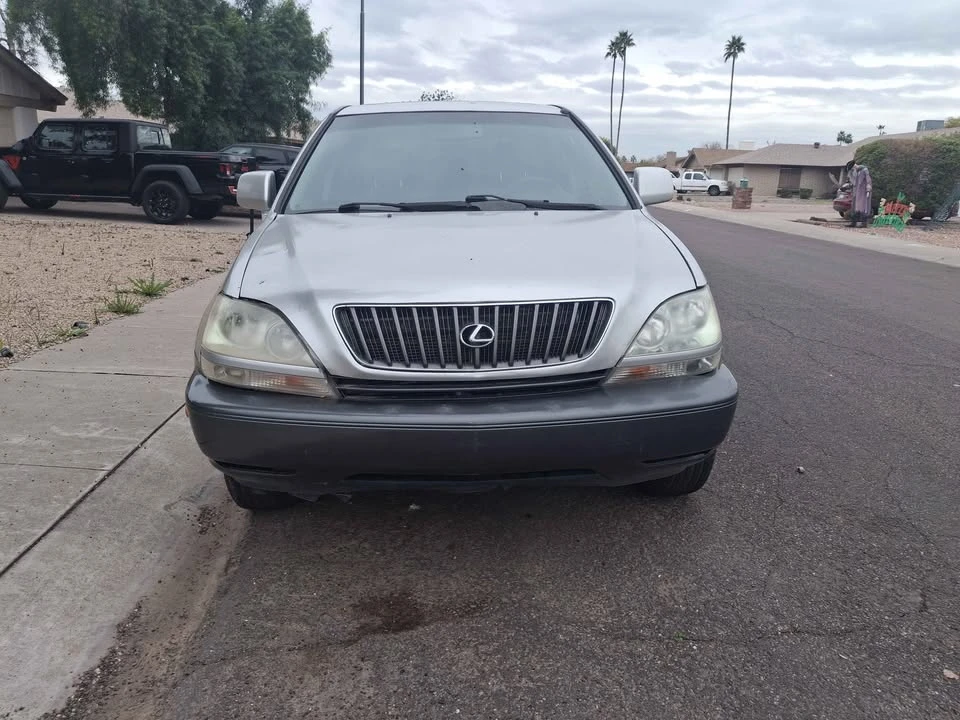 2001 Lexus RX 1st Gen - Image 6 of 10
