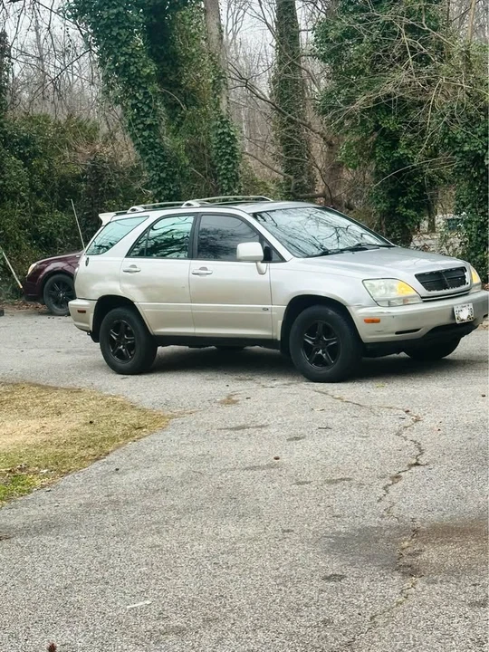 2001 Lexus RX 1st Gen - Image 16 of 18