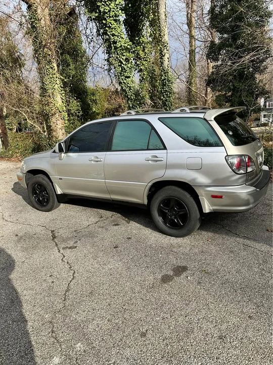 2001 Lexus RX 1st Gen - Image 18 of 18