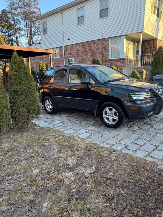 2001 Lexus RX 1st Gen - Image 4 of 18