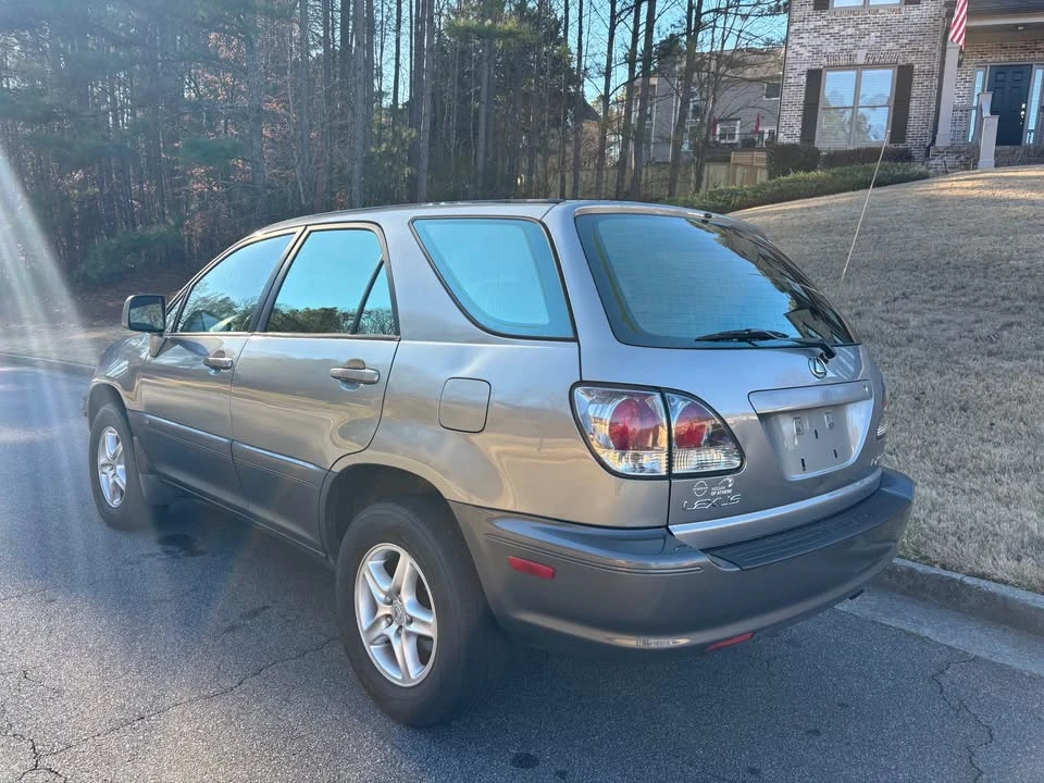 2001 Lexus RX 1st Gen - Image 4 of 13