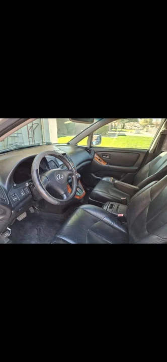 2001 Lexus RX 1st Gen - Image 9 of 10