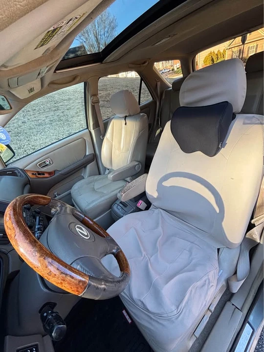2001 Lexus RX 1st Gen - Image 10 of 13