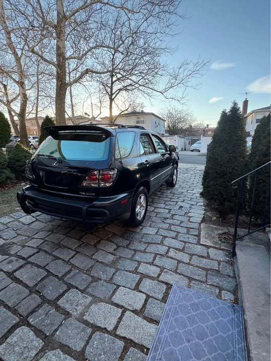 2001 Lexus RX 1st Gen - Image 7 of 18