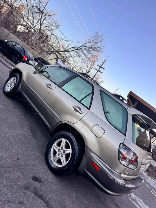 2001 Lexus RX 1st Gen - Image 4 of 14