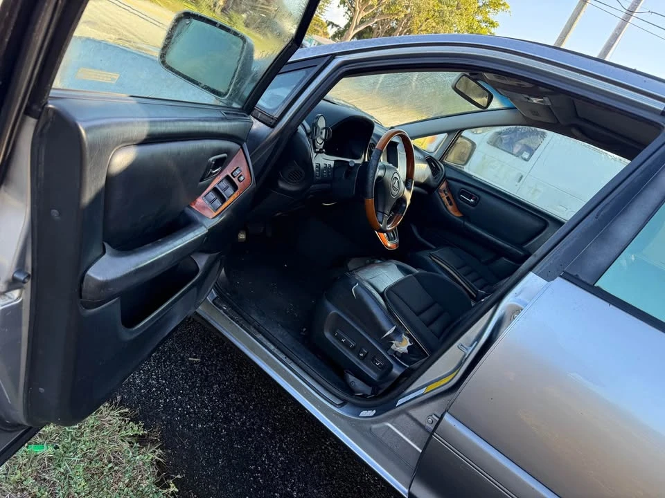 2001 Lexus RX 1st Gen - Image 6 of 7