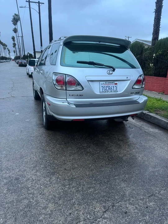 2001 Lexus RX 1st Gen - Image 3 of 12