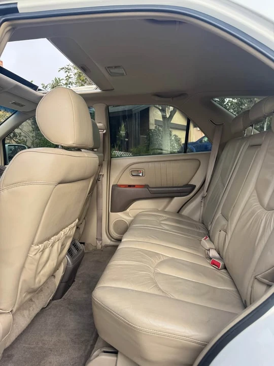 2001 Lexus RX 1st Gen - Image 7 of 9