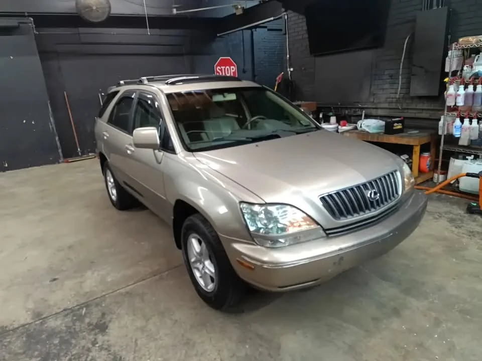 2001 Lexus RX 1st Gen - Image 3 of 14