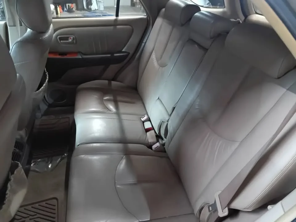 2001 Lexus RX 1st Gen - Image 9 of 14