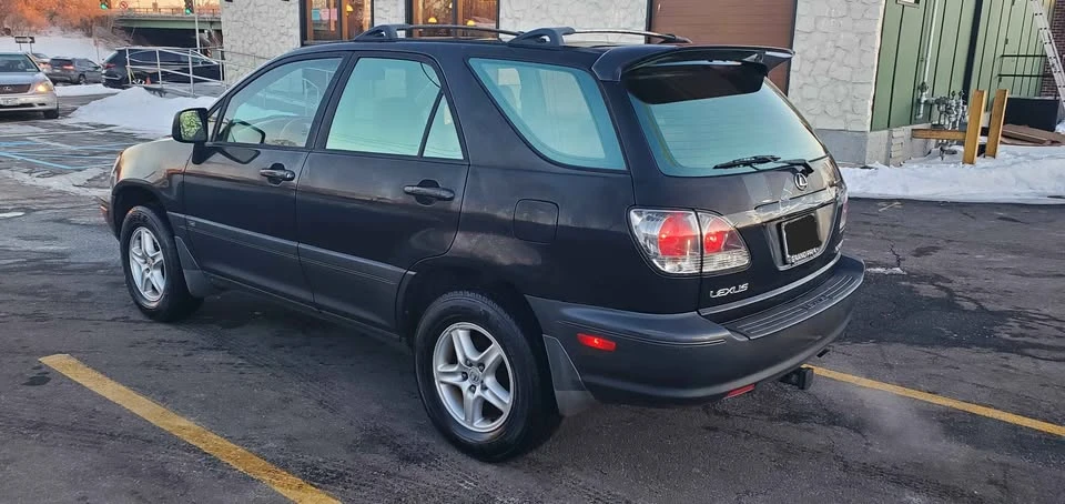 2001 Lexus RX 1st Gen - Image 4 of 11