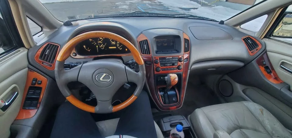 2001 Lexus RX 1st Gen - Image 7 of 11