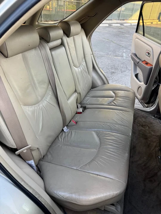 2001 Lexus RX 1st Gen - Image 12 of 14