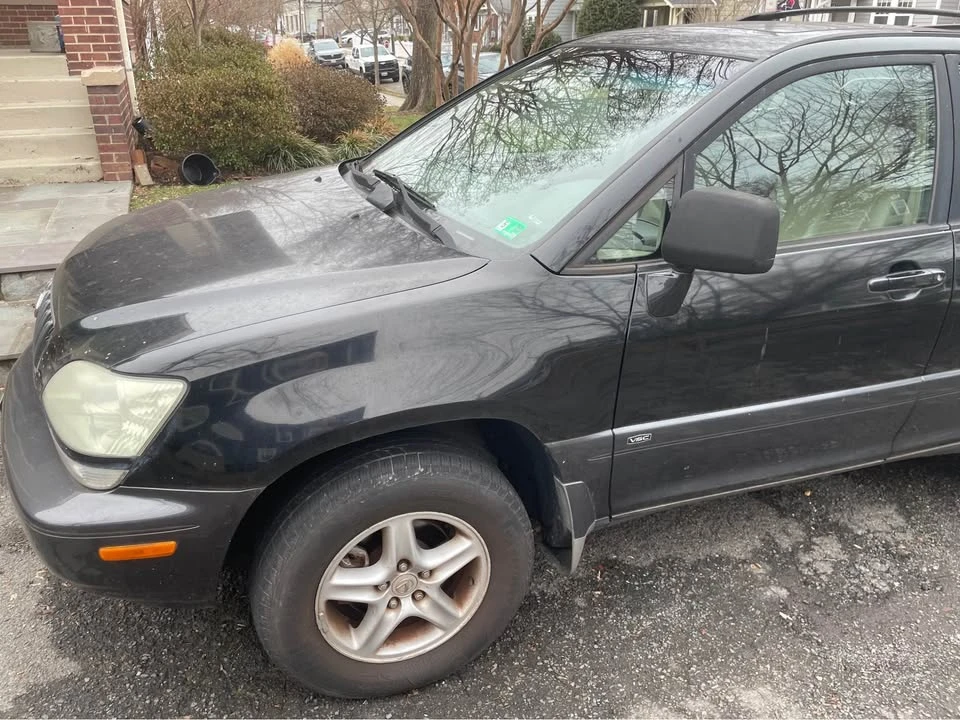 2001 Lexus RX 1st Gen - Image 4 of 8