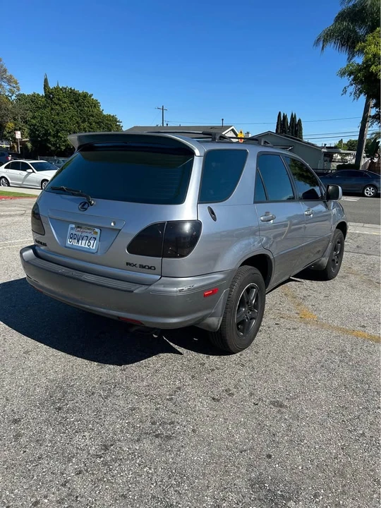 2001 Lexus RX 1st Gen - Image 3 of 6