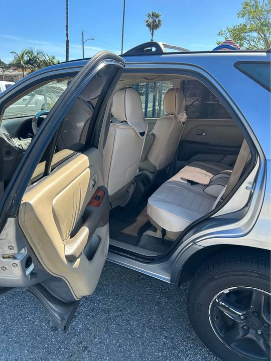 2001 Lexus RX 1st Gen - Image 5 of 6