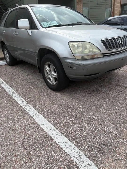 2001 Lexus RX 1st Gen - Image 3 of 6