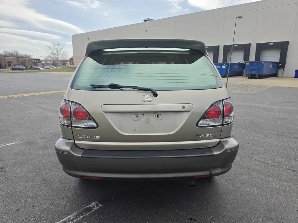 2001 Lexus RX 1st Gen - Image 3 of 18