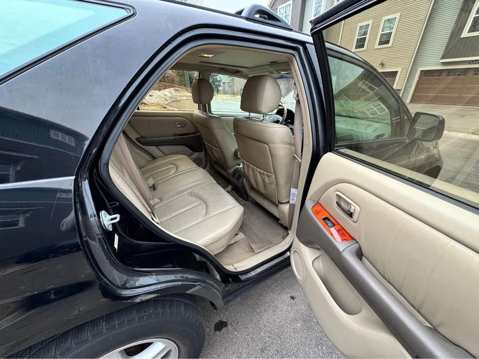 2001 Lexus RX 1st Gen - Image 11 of 14
