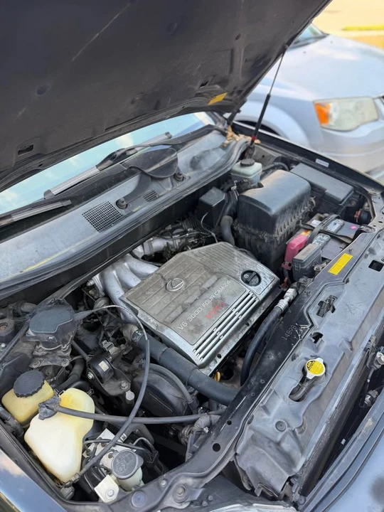 2001 Lexus RX 1st Gen - Image 12 of 13